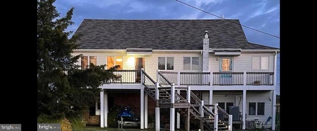 350 Bay Ave, Milford