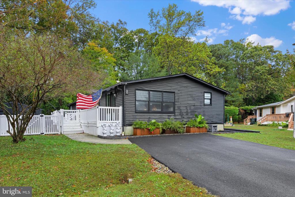 23335 Kent Ct, LEWES