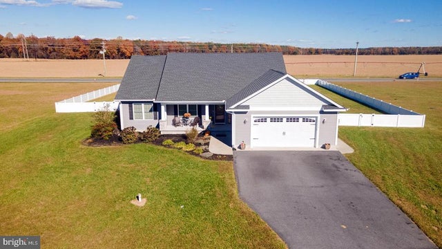 22920 Deep Creek Dr, Lincoln