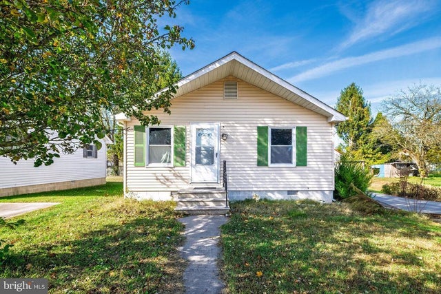 408 Fisher Ave, Milford