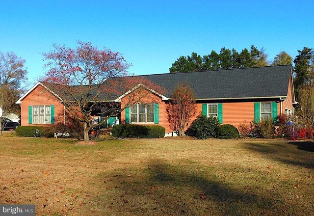 25672 Brookside Dr, Seaford