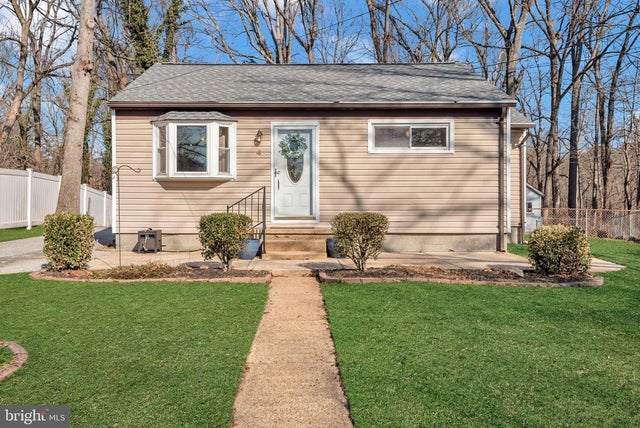 4 Spring Knoll Dr, Pasadena