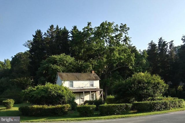 461 Jewell Rd, Dunkirk