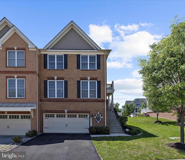 8512 Pine Springs Dr, Severn