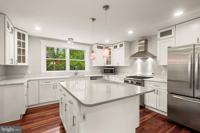 331 E Maple Rd, Linthicum Heights