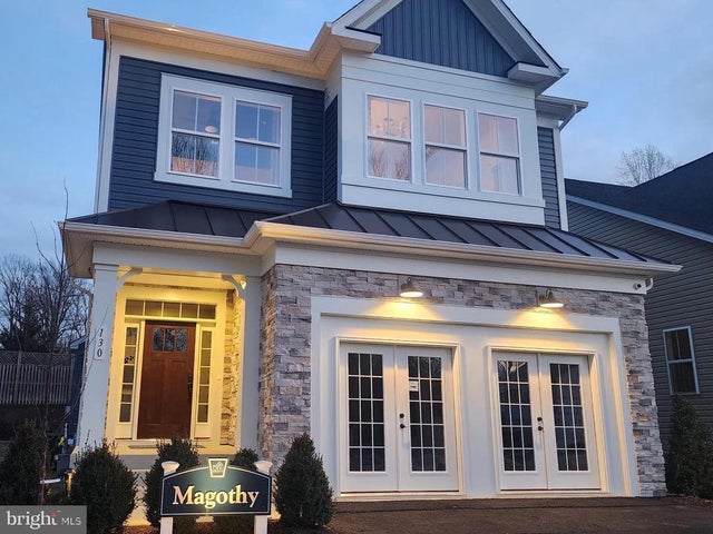 000 Mazie Way, Arnold