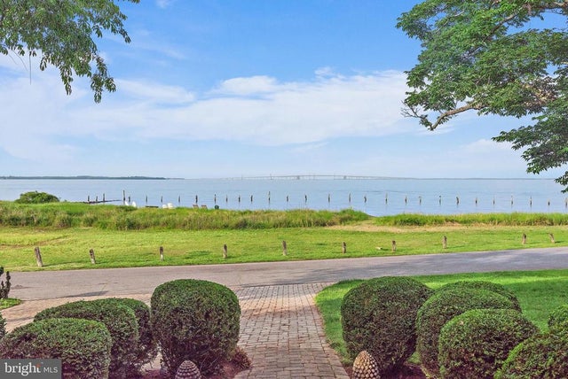 90 River Dr, Annapolis