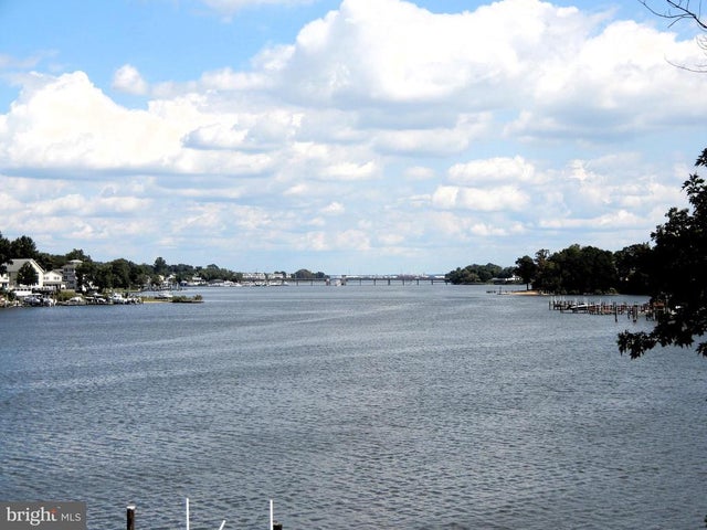 7638 Laurel Dr, Pasadena