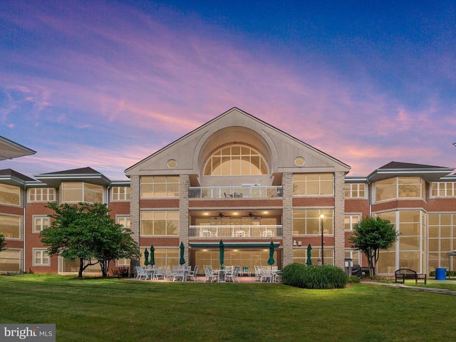 7101 Bay Front Dr #204, Annapolis