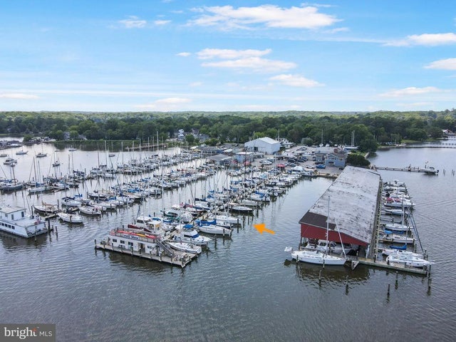 Riverside Dr #b43, Galesville