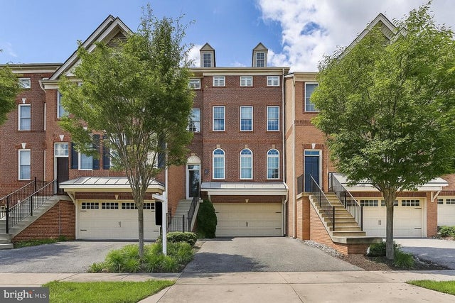 8516 Pine Springs Dr, Severn