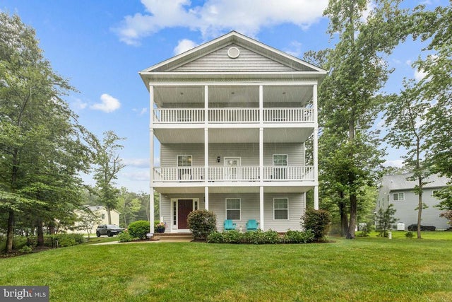 7005 Myrtle Ave, North Beach