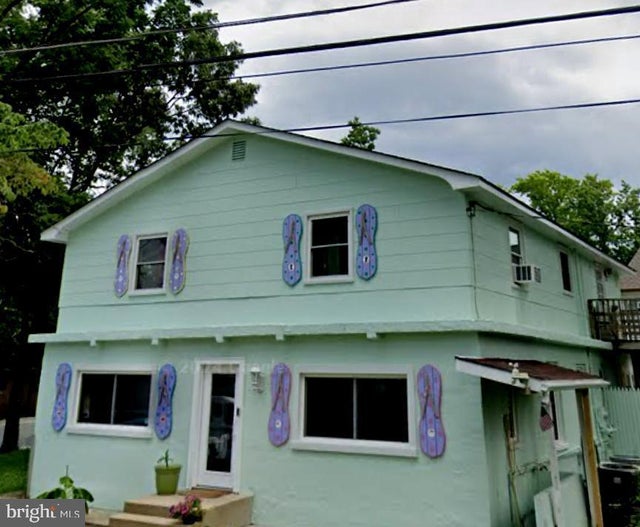 1819 Glenarm Rd, Edgewater