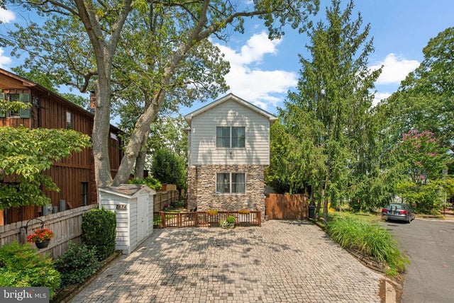 7674 Pine Knob Rd, Pasadena