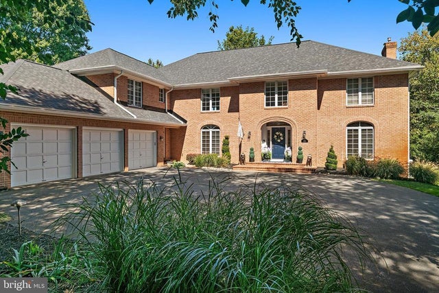 812 Coachway, Annapolis