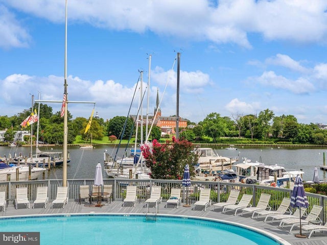 301 Burnside St #c 202, Annapolis