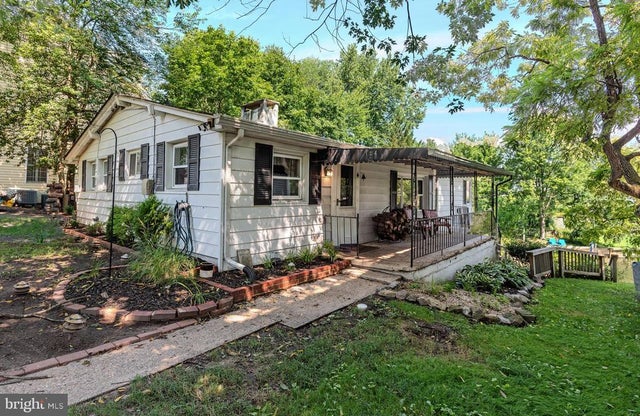 124 Club Rd, Pasadena