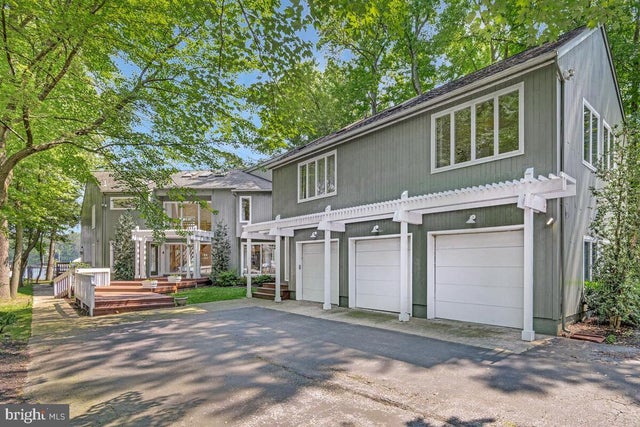 471 Maple Rd, Severna Park