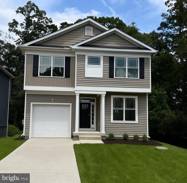 110 Overlea Dr E, Severna Park