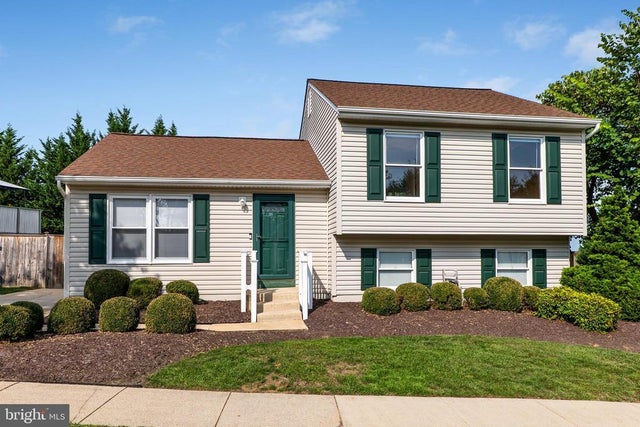 34 Greenknoll Blvd, Hanover