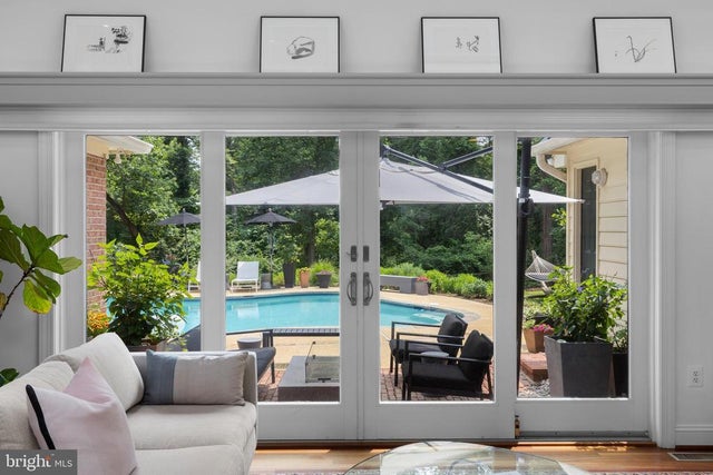 301 Eatons Landing Dr, Annapolis