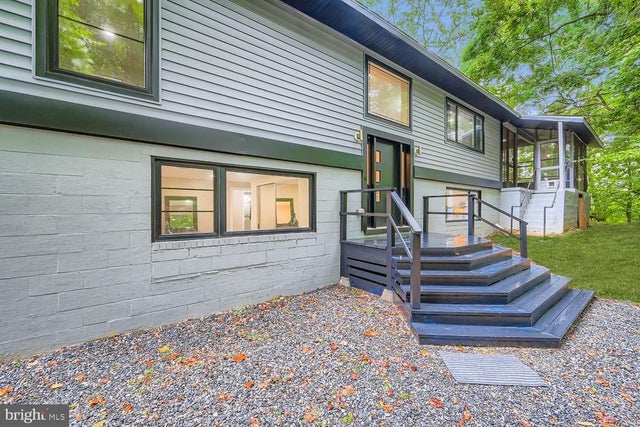 3203 Brezina Pl, Edgewater