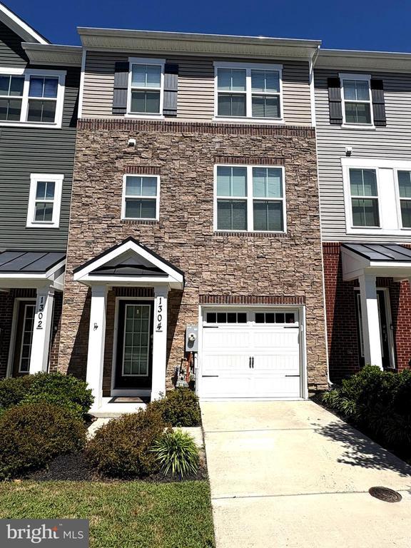 1304 Quiet Lake Cv, Crofton