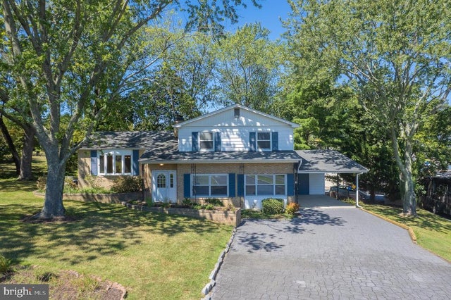 1272 Steele Ridge Dr, Edgewater