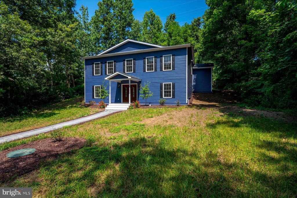 1400 Lower View Ct, CROWNSVILLE