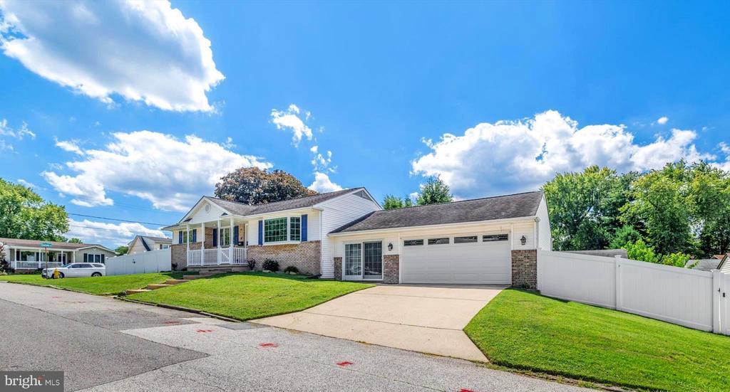 8524 Creek Rd, PASADENA