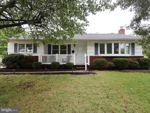 516 Joy Cir, Glen Burnie