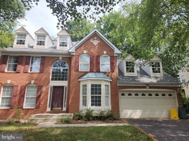 1521 Fenway Rd, Crofton