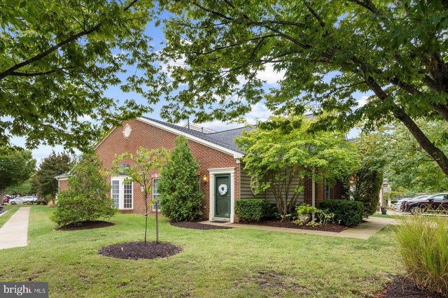 311 Hamlet Cir, Edgewater