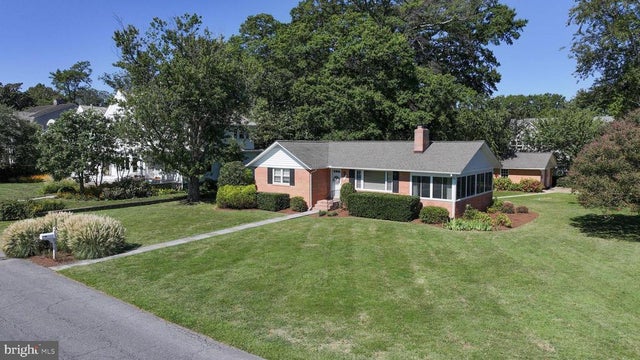 93 Bay Dr, Annapolis