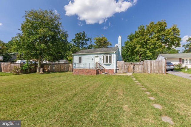 1852 Cedar Dr, Severn