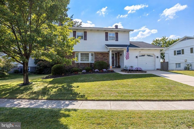 8206 Brandon Dr, Millersville