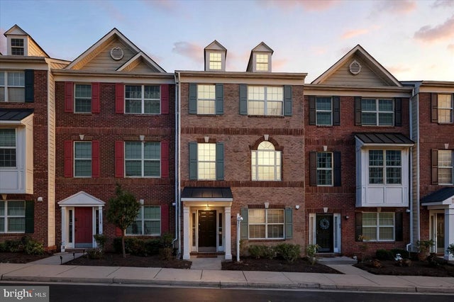 7926 Silver Oak Rd, Hanover