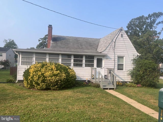 1600 Bishop Rd, Edgewater