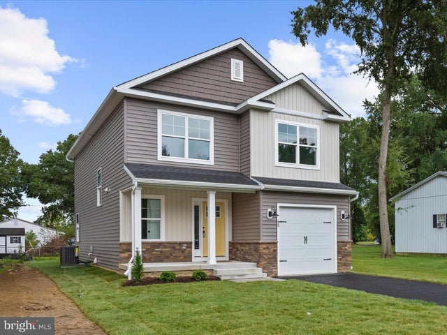 95 Edelton Ave, Severn