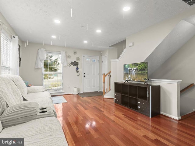 8212 Spadderdock Way, Laurel