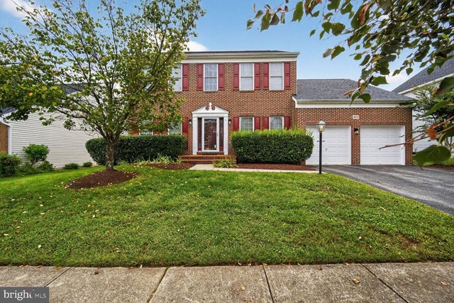 810 Lamoka Dr, Odenton