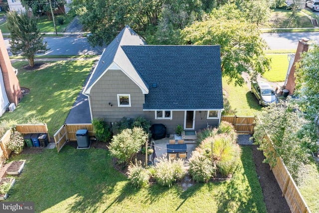 742 Warren Dr, Annapolis