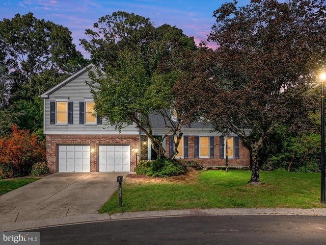 302 Blue Cedar Ct, Millersville