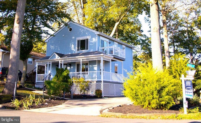 1802 Laurel Rd, Edgewater