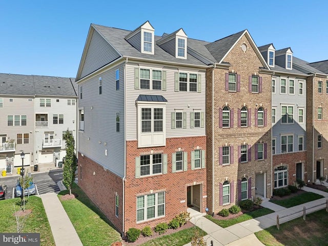 8031 Orchard Grove Rd, Odenton