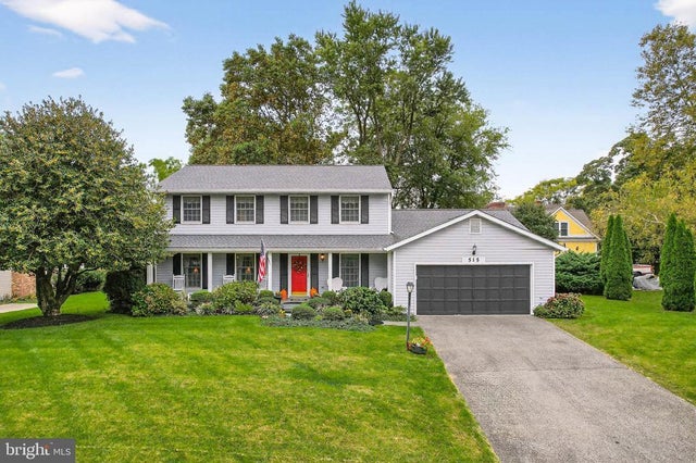 515 Bay Hills Dr, Arnold