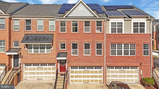 2727 Amber Crest Rd, Hanover