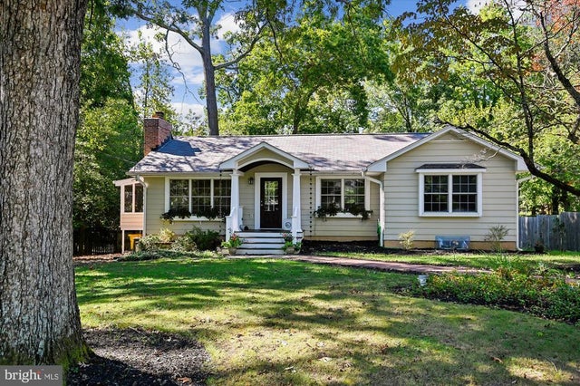 1009 Pinecrest Dr, Annapolis