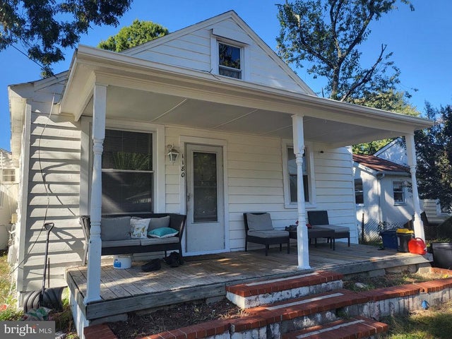 1182 Tyler Ave, Annapolis