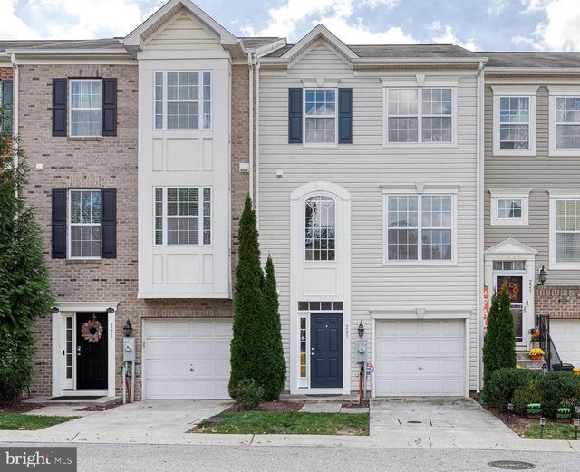 227 Truck Farm Dr, Glen Burnie